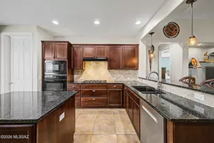 745 N Copper View Dr, Green Valley, AZ 85614 - Photo 15