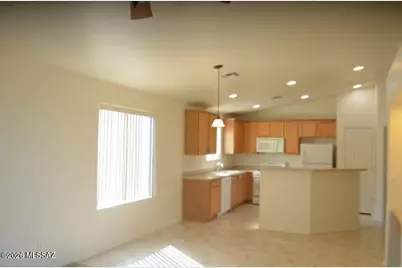 13671 E VÃ­a Valle De Lobo, Vail, AZ 85641 - Photo 9