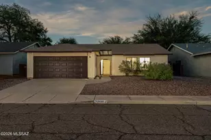 10140 E Cardiff Pl, Tucson, AZ 85748 - Photo 1