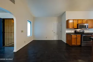 10140 E Cardiff Pl, Tucson, AZ 85748 - Photo 11