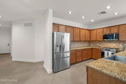 2256 E Stone Stable Drive, Oro Valley, AZ 85737 - Photo 5
