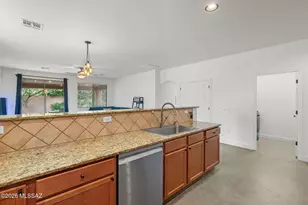 2256 E Stone Stable Dr, Oro Valley, AZ 85737 - Photo 7