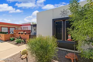 249 N Paseo De Los Conquistadores, Green Valley, AZ 85614 - Photo 5