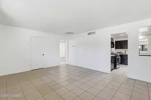 5340 E 20th St, Tucson, AZ 85711 - Photo 11