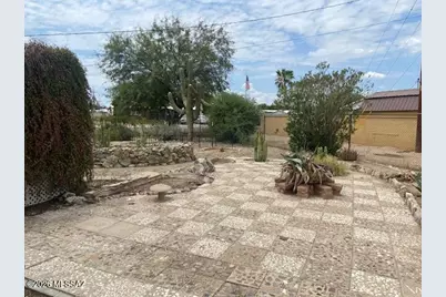 5305 E 28th Street, Tucson, AZ 85711 - Photo 3