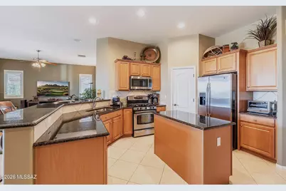 5089 W Coyote Gulch Loop, Marana, AZ 85658 - Photo 9