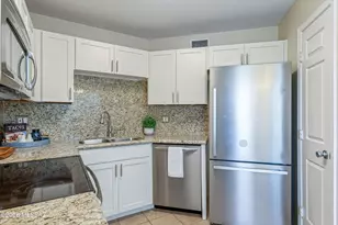 6655 N Canyon Crest Dr, Tucson, AZ 85750 - Photo 9