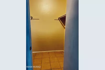 1620 N Wilmot Road #UNIT F228, Tucson, AZ 85712 - Photo 5