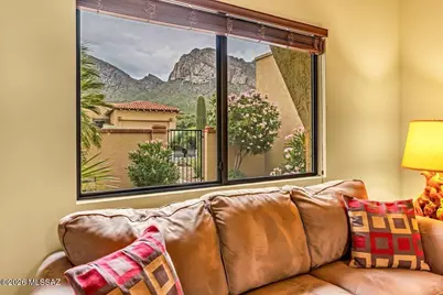 795 E Camino Corrida, Oro Valley, AZ 85704 - Photo 9
