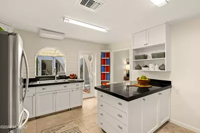 636 W Roller Coaster Road, Tucson, AZ 85704 - Photo 11
