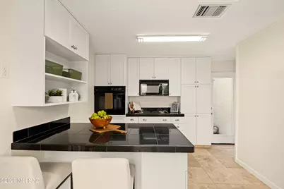 636 W Roller Coaster Road, Tucson, AZ 85704 - Photo 9