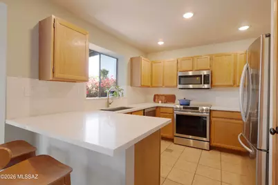 5327 W Swallow Drive, Tucson, AZ 85742 - Photo 7