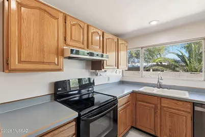1309 N Bedford Place, Tucson, AZ 85715 - Photo 13