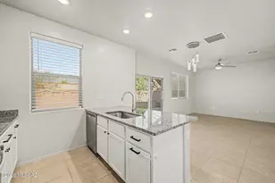 4240 E Columbus Park Pl, Tucson, AZ 85712 - Photo 13