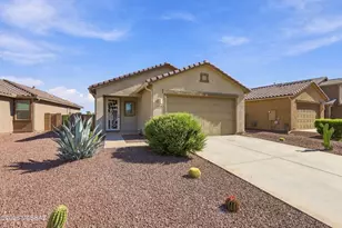 21978 E Thunderhead Dr, Red Rock, AZ 85145 - Photo 1
