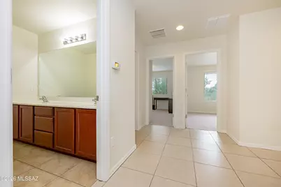 8247 W Razorbill Drive, Tucson, AZ 85757 - Photo 31