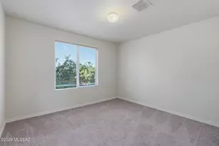 8247 W Razorbill Dr, Tucson, AZ 85757 - Photo 25