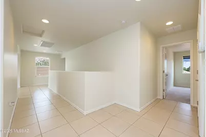 8247 W Razorbill Drive, Tucson, AZ 85757 - Photo 19