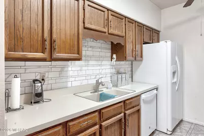 1519 W Placita Travis, Green Valley, AZ 85622 - Photo 9