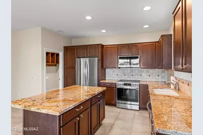 60368 E Arroyo Vista Drive, Oracle, AZ 85623 - Photo 11
