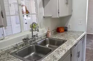 1413 E Adelaide Dr, Tucson, AZ 85719 - Photo 13