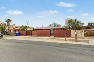 1037 E 30th St, Tucson, AZ 85713 - Photo 3