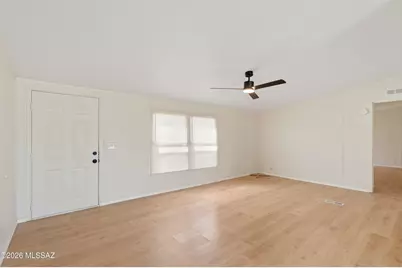 14384 E Colossal Creek Place, Vail, AZ 85641 - Photo 7