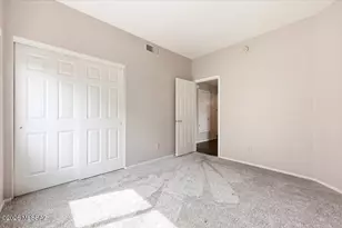 10961 E Siskin Pl, Tucson, AZ 85748 - Photo 27