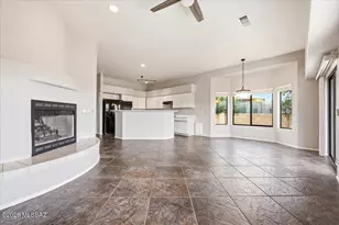 10961 E Siskin Pl, Tucson, AZ 85748 - Photo 19
