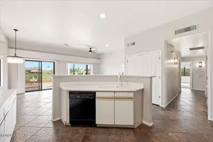10961 E Siskin Pl, Tucson, AZ 85748 - Photo 15