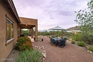 887 S Castar Dr, Tucson, AZ 85745 - Photo 11