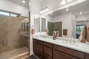 887 S Castar Dr, Tucson, AZ 85745 - Photo 31