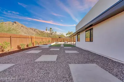 345 E Catalina Shadows Boulevard, Tucson, AZ 85704 - Photo 23