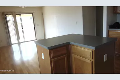 747 W Flaming Arrow Drive, Green Valley, AZ 85614 - Photo 7
