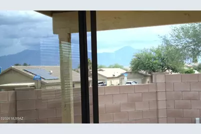 747 W Flaming Arrow Drive, Green Valley, AZ 85614 - Photo 13