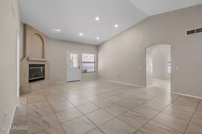 14340 N Rusty Gate Trail, Oro Valley, AZ 85755 - Photo 5