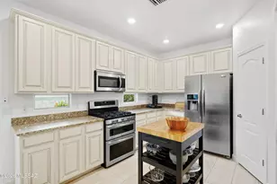 13536 N Vistoso Reserve Pl, Oro Valley, AZ 85755 - Photo 13