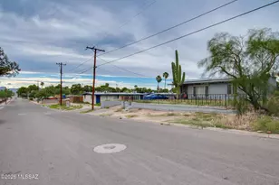 252 W Blacklidge Dr, Tucson, AZ 85705 - Photo 7