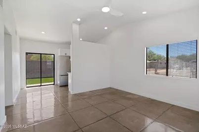 620 E Lester Street #2, Tucson, AZ 85705 - Photo 3