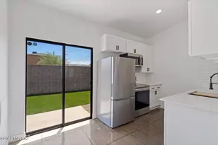 620 E Lester St, Tucson, AZ 85705 - Photo 5