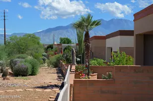 1600 W Vuelta Salvatierra, Green Valley, AZ 85622 - Photo 1