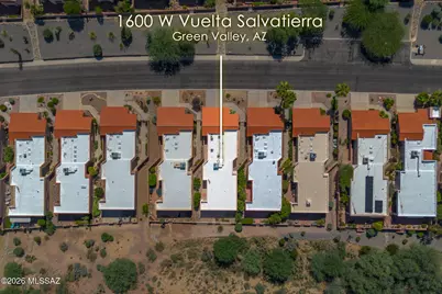 1600 W Vuelta Salvatierra, Green Valley, AZ 85622 - Photo 9