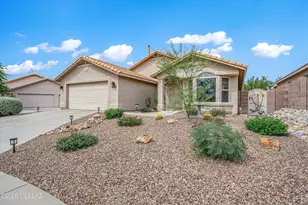 10226 E Buffaloberry Loop, Tucson, AZ 85748 - Photo 11
