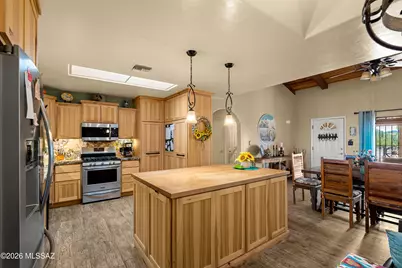 3944 W Wild Life Drive, Tucson, AZ 85745 - Photo 9