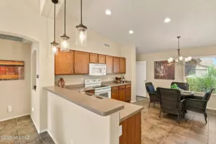2740 E Sawyer Rd, Green Valley, AZ 85614 - Photo 7