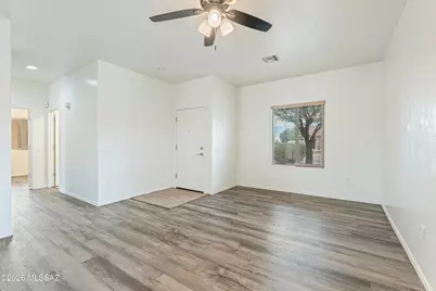 21198 E Frontier Road, Red Rock, AZ 85145 - Photo 3