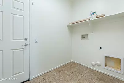 21198 E Frontier Road, Red Rock, AZ 85145 - Photo 15