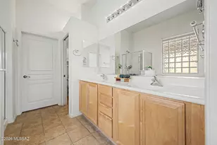 2171 N Avenida del Polen, Green Valley, AZ 85614 - Photo 17