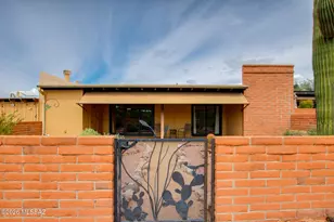 2009 W Misty Hollow Ln, Tucson, AZ 85704 - Photo 33