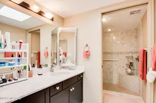 2009 W Misty Hollow Ln, Tucson, AZ 85704 - Photo 15